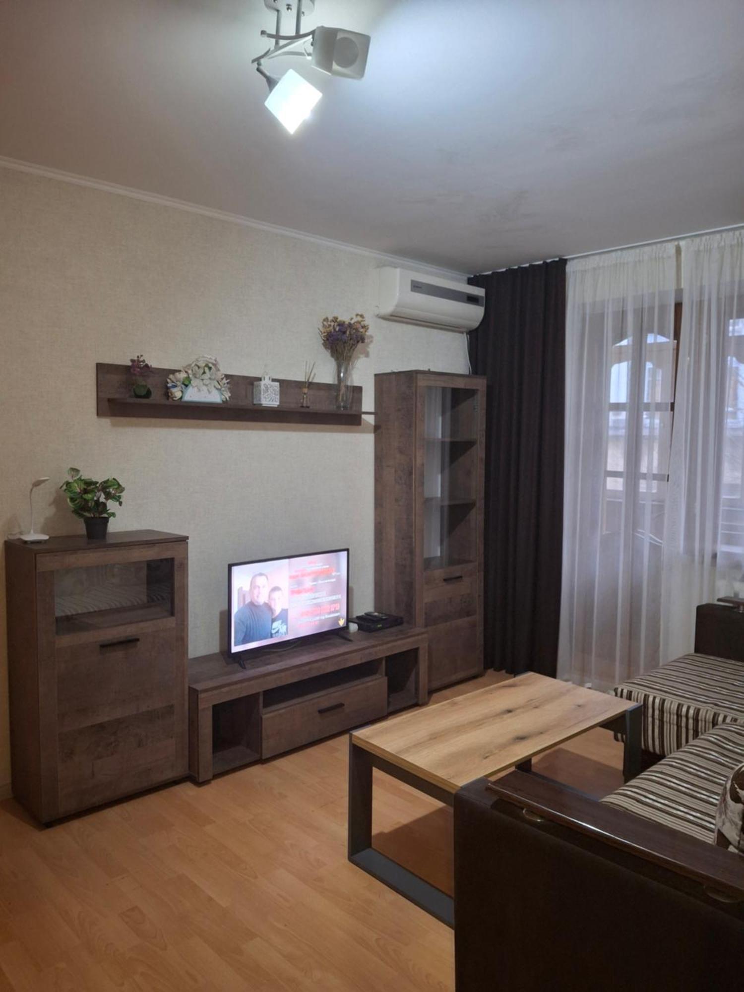 4 Площа Гагаріна Appartement Vinnytsja Buitenkant foto